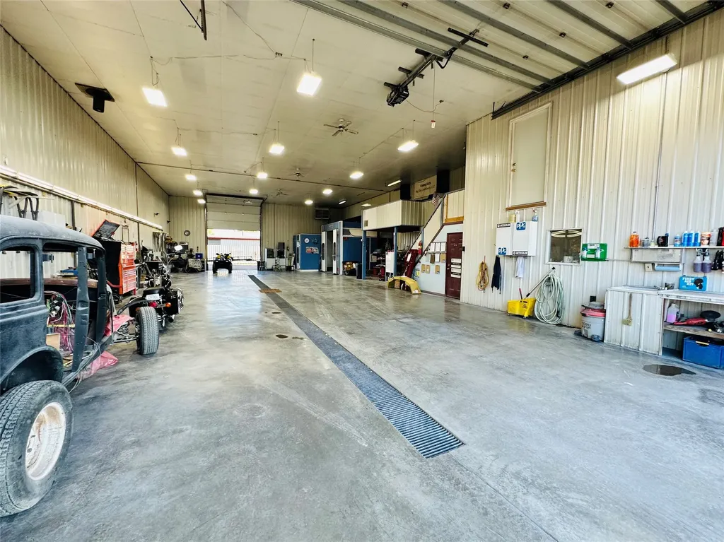 5445 Us Highway 2 W Columbia Falls MT 59912