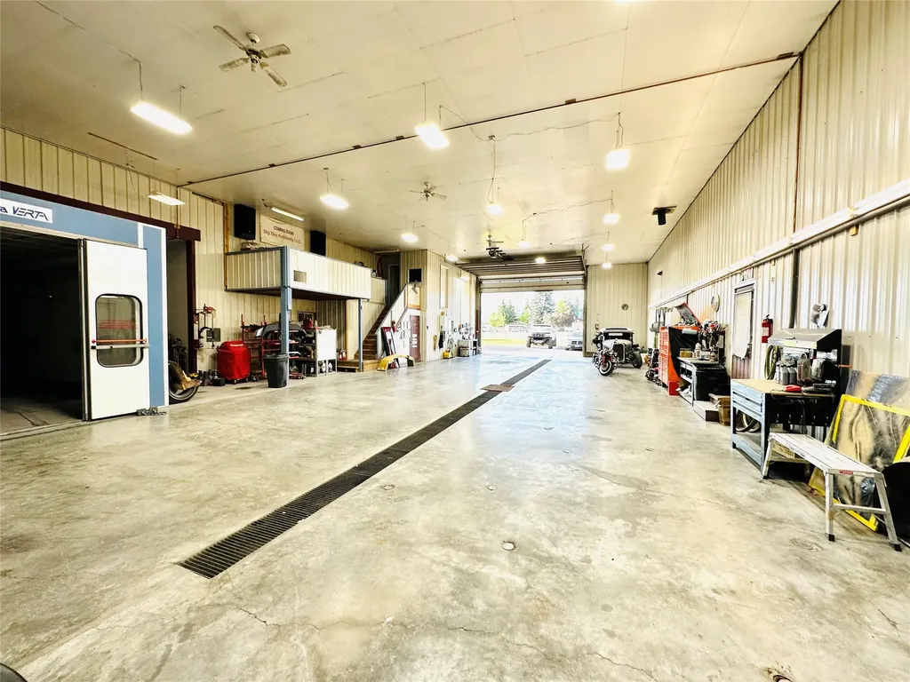 5445 Us Highway 2 W Columbia Falls MT 59912