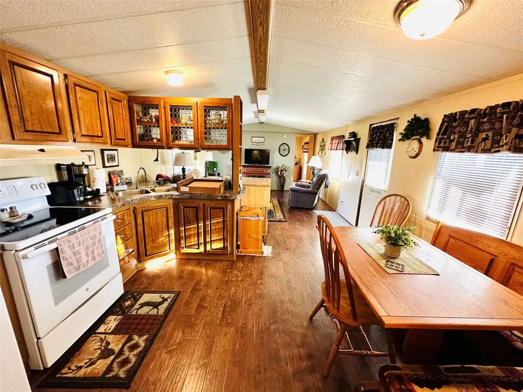 5445 Us Highway 2 W Columbia Falls MT 59912