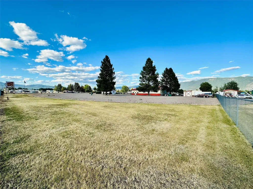 5445 Us Highway 2 W Columbia Falls MT 59912