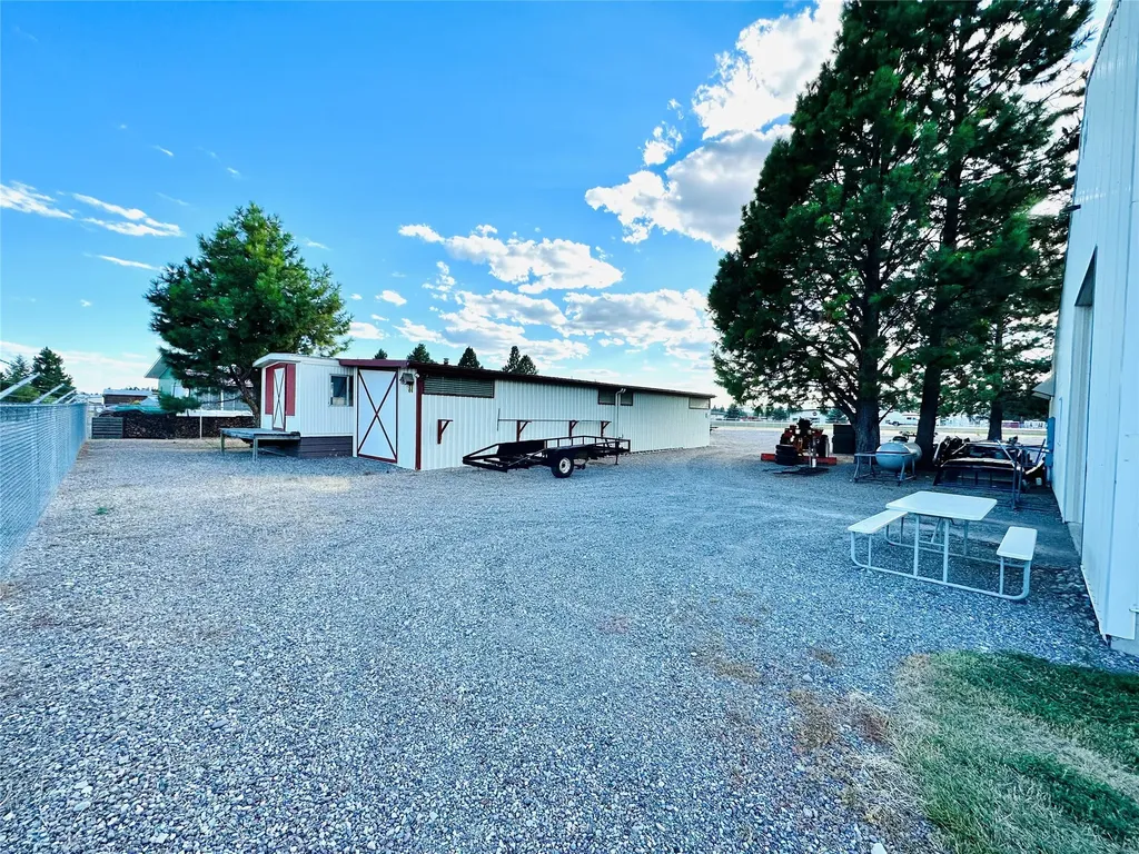 5445 Us Highway 2 W Columbia Falls MT 59912
