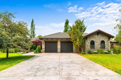 332 Chapman Lane Bigfork MT 59911