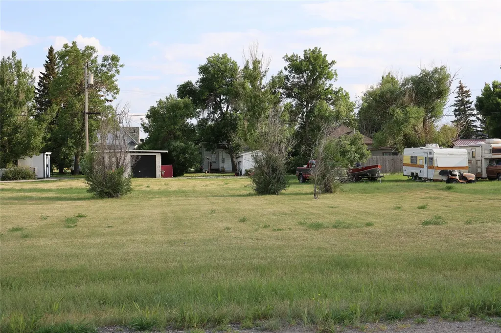 310 Teton Avenue Valier MT 59486