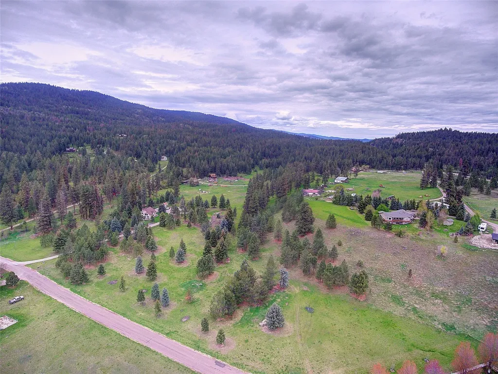 Nhn Blue Spruce Drive Polson MT 59860