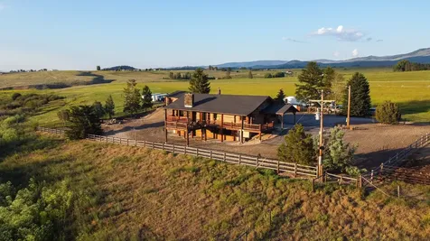 2035 View Lane Corvallis MT 59828