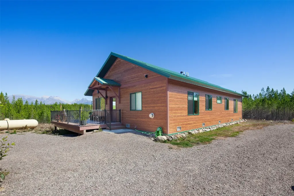 10665 North Fork Road Polebridge MT 59928