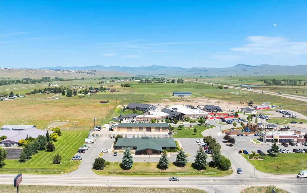 1002 Hollenback Lane Deer Lodge MT 59722