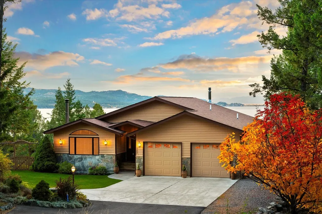 125 Greenwood Hills Lane Lakeside MT 59922