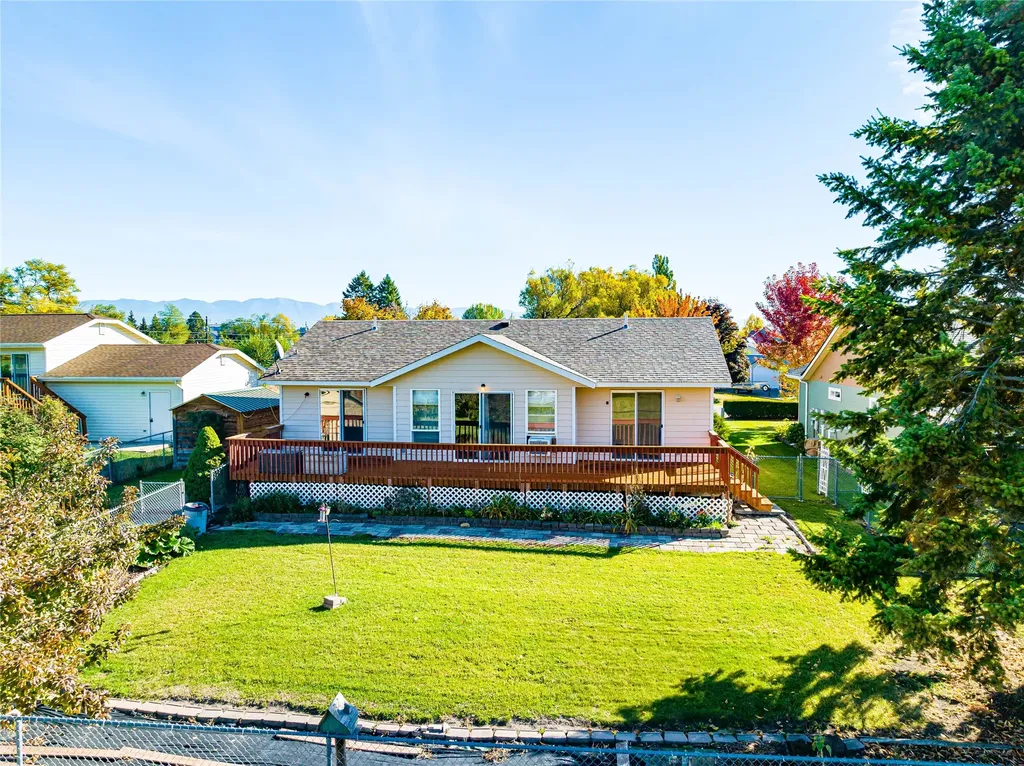 102 Greenbriar Drive Kalispell MT 59901