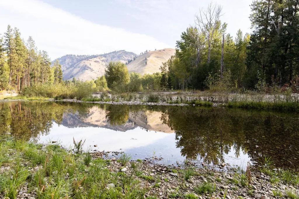 2874 Highway 93 Darby MT 59829