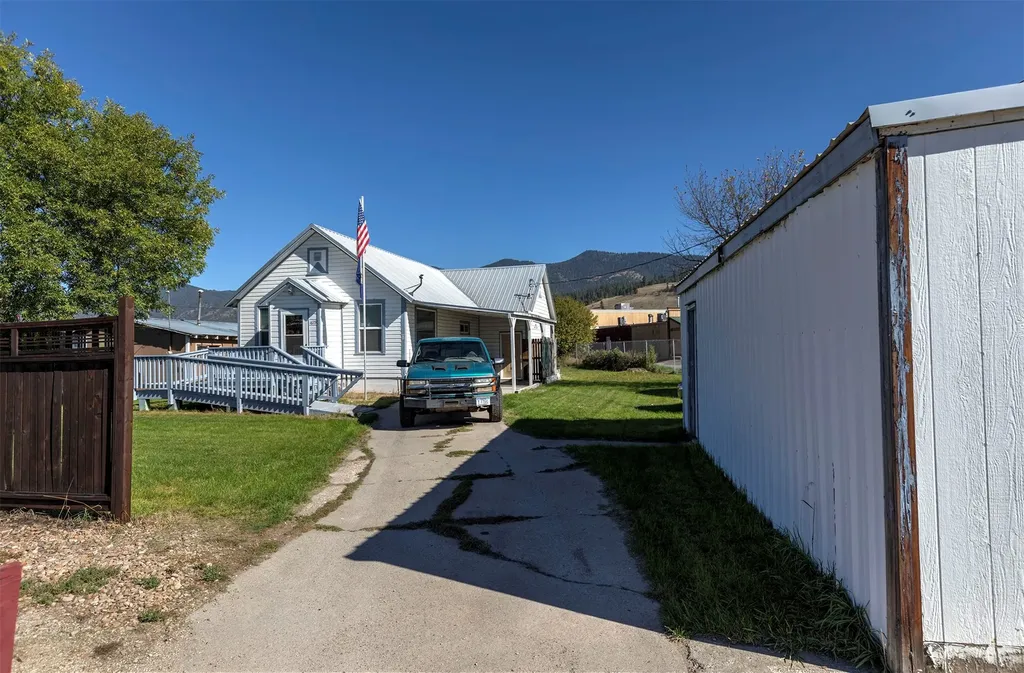 16780 Beckwith Street Frenchtown MT 59834