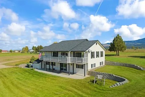 624 Honey House Lane Corvallis MT 59828