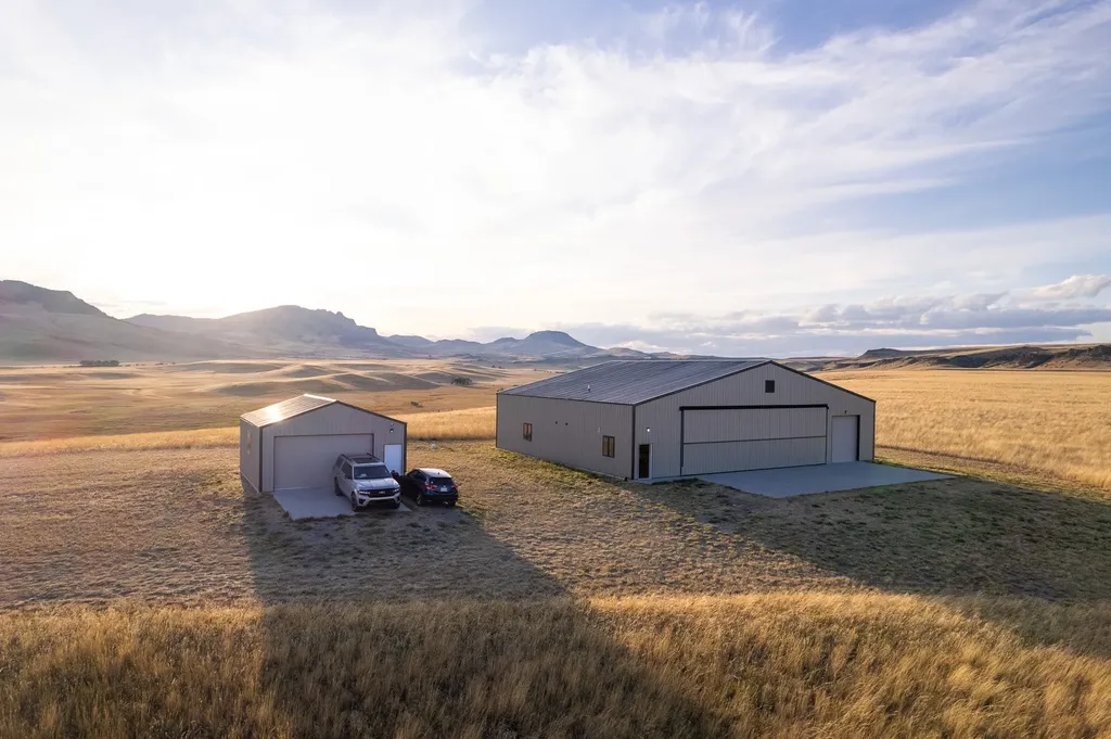 42 Knapp Creek Lane Cascade MT 59421