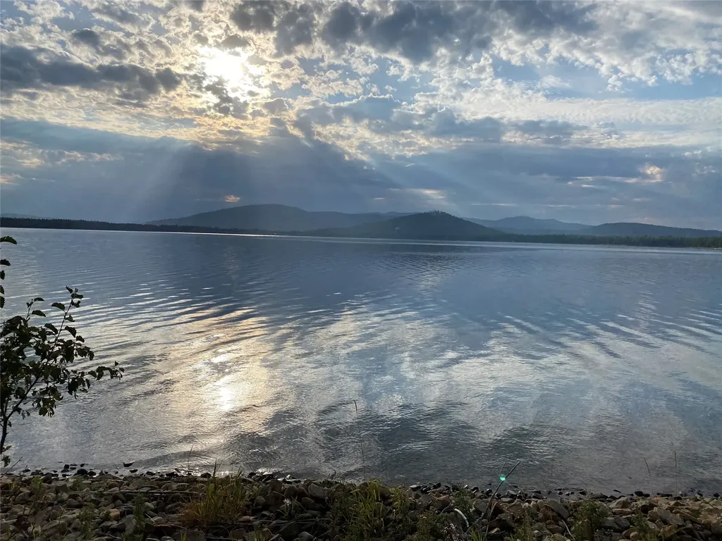 Nhn Loch Lane Marion MT 59925