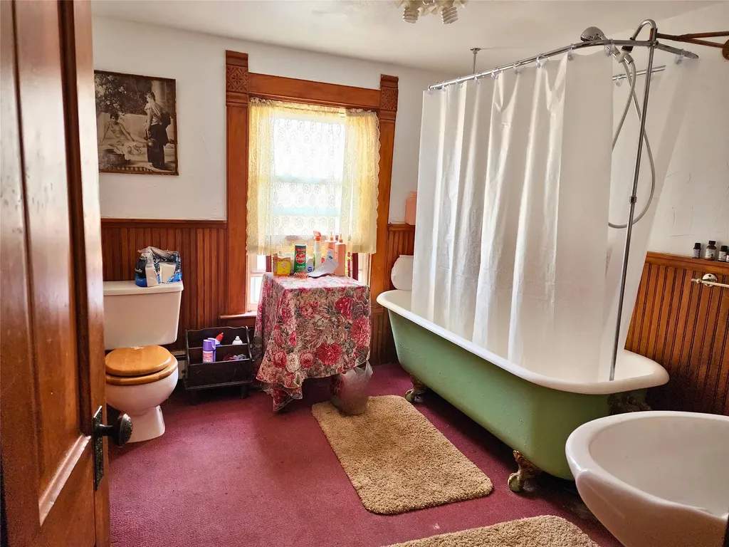 115 E Idaho Street Virginia City MT 59755