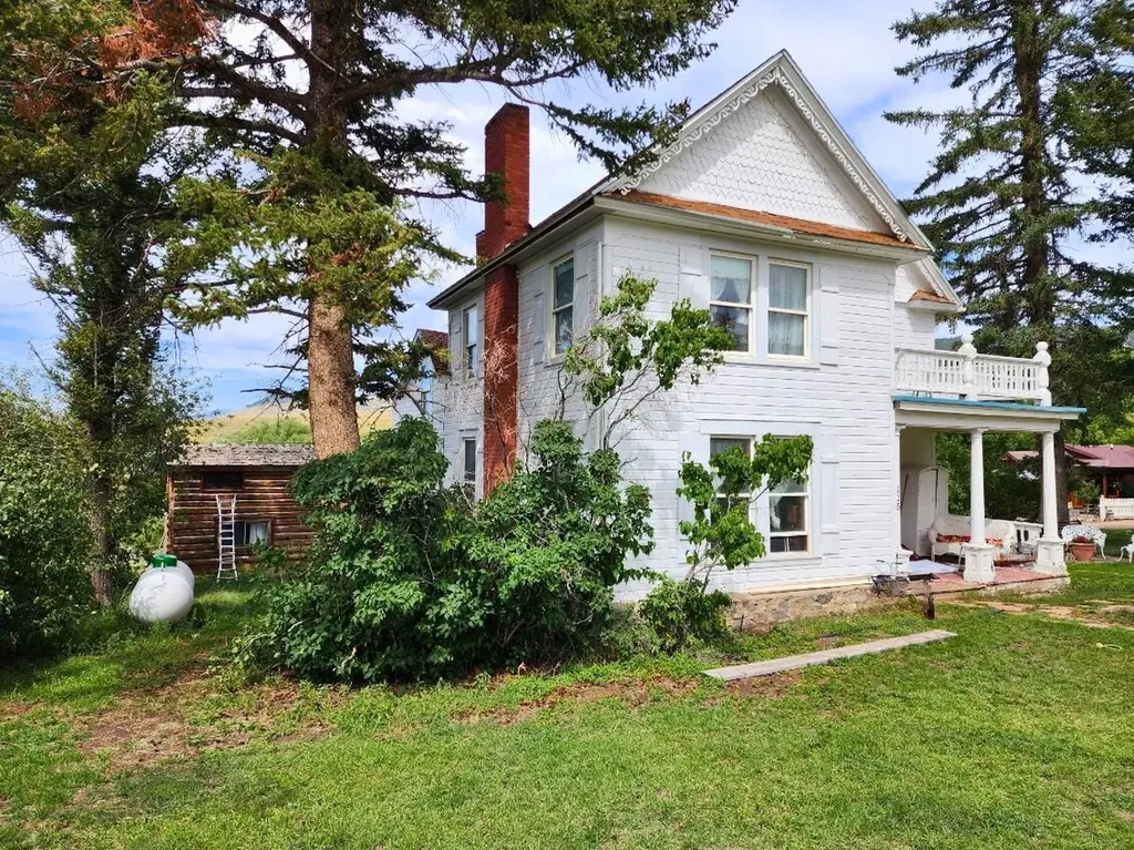 115 E Idaho Street Virginia City MT 59755