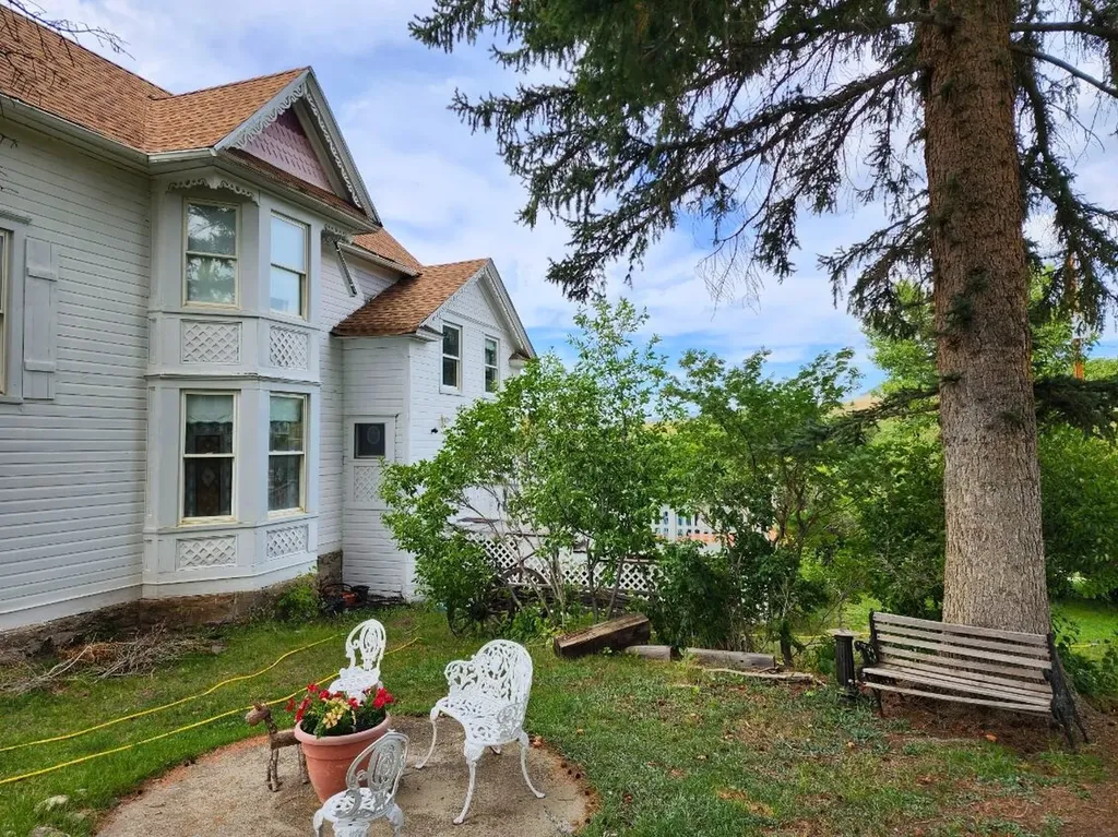 115 E Idaho Street Virginia City MT 59755