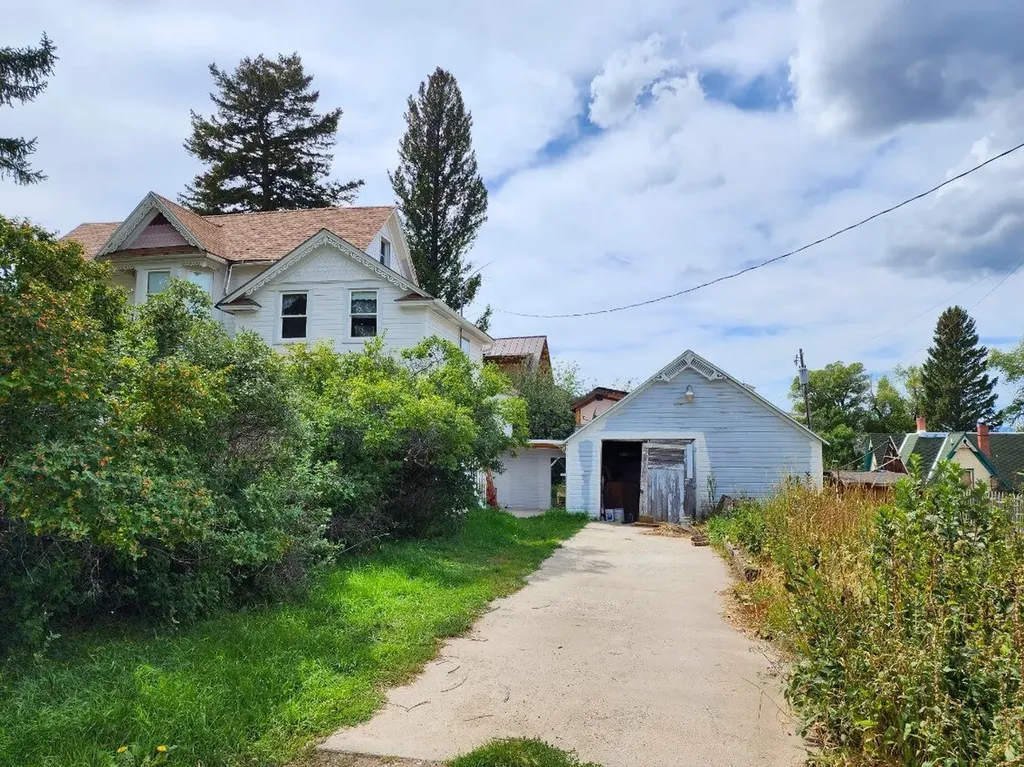 115 E Idaho Street Virginia City MT 59755