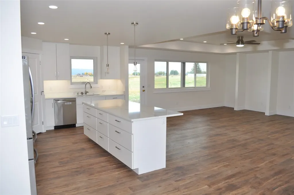 32994 Meadow Road Polson MT 59860