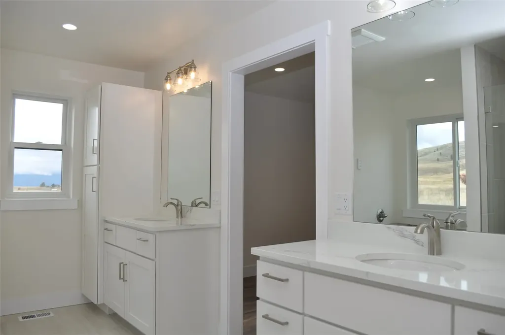 32994 Meadow Road Polson MT 59860
