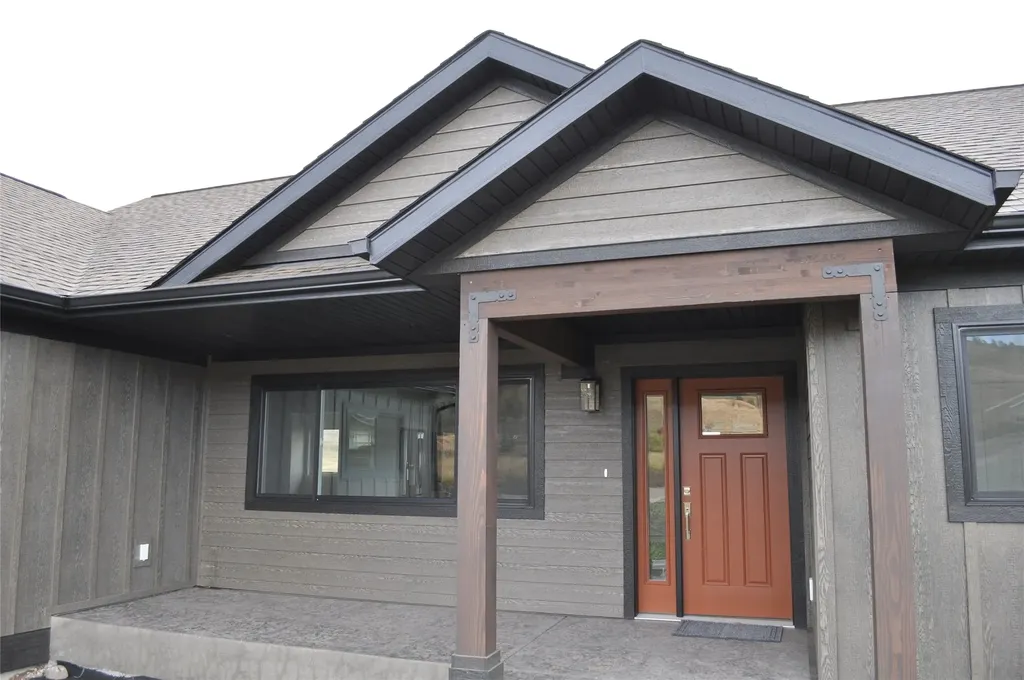 32994 Meadow Road Polson MT 59860