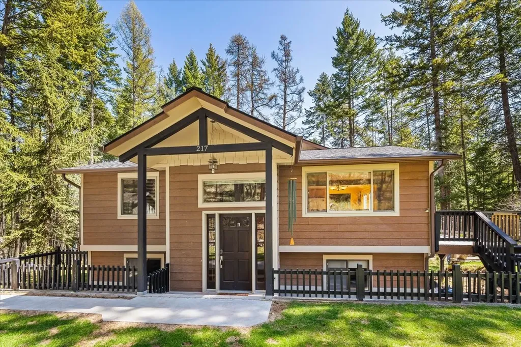 217 Whipps Lane Lakeside MT 59922