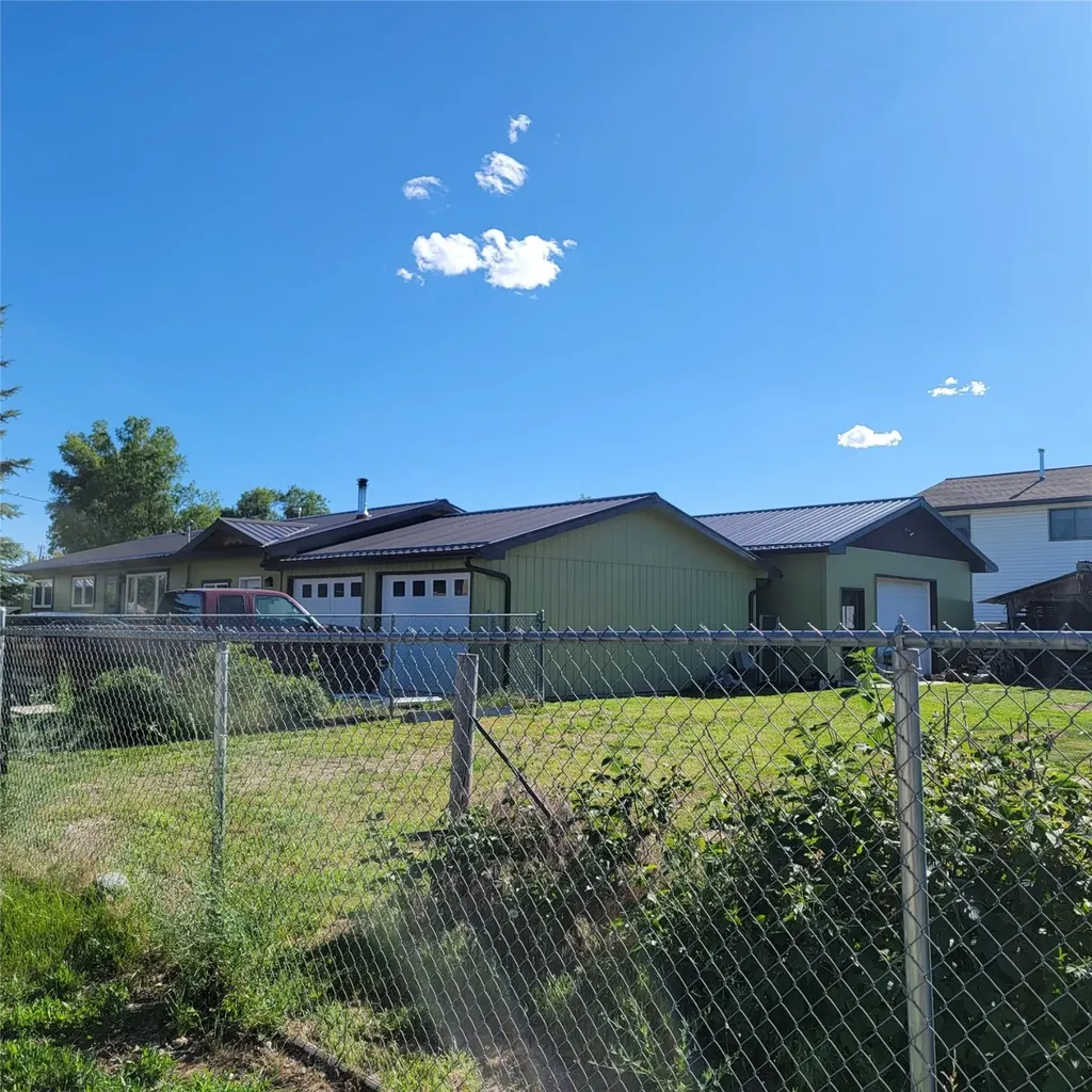 325 S Broadway Victor MT 59875