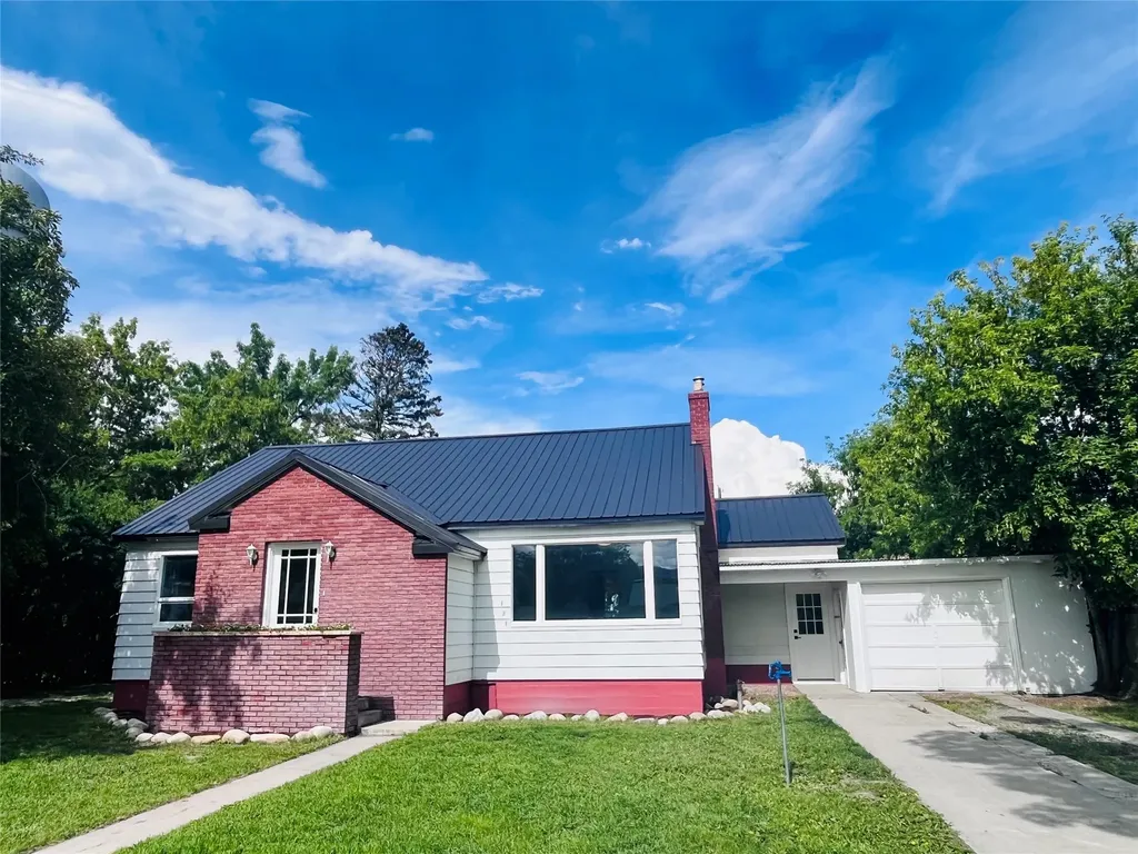 131 S Oak Street Townsend MT 59644