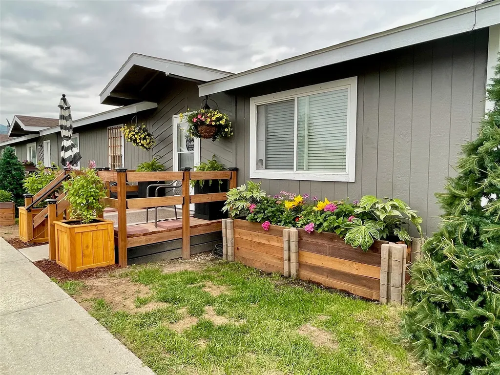 600-608 Welcome Way Darby MT 59829