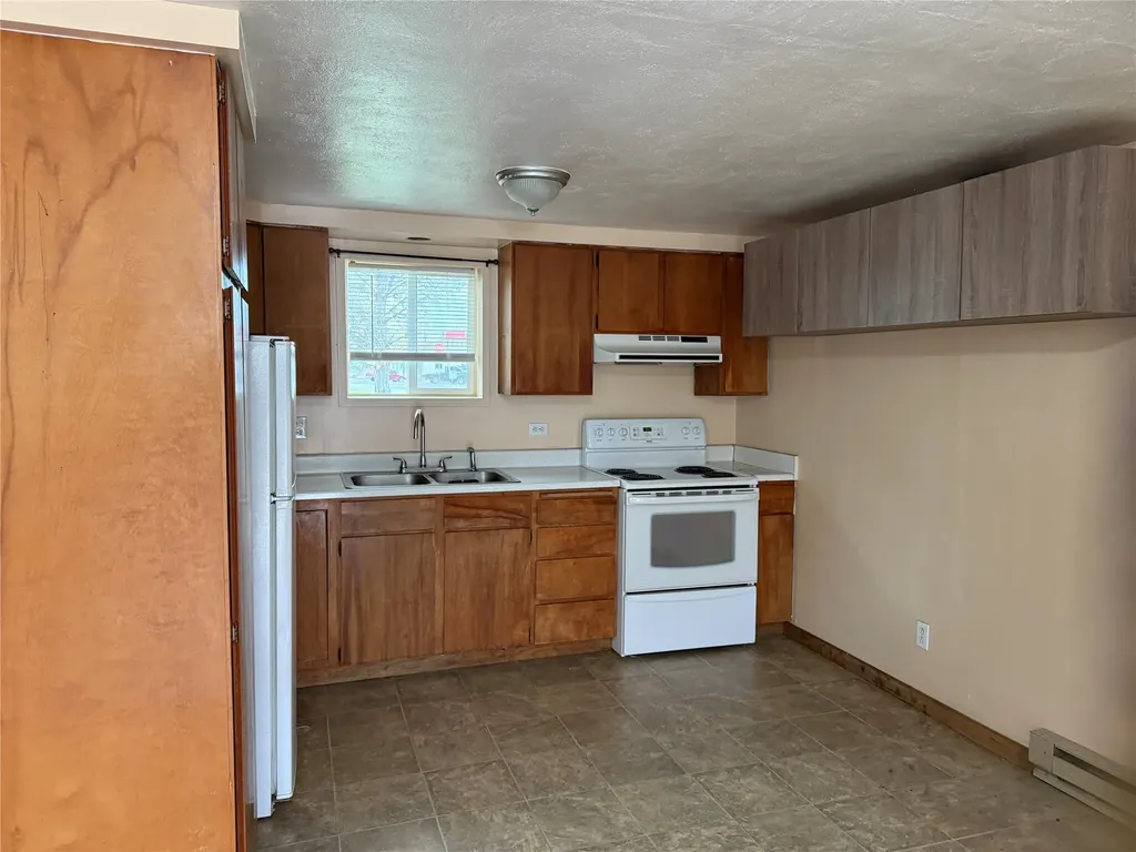 112 N Arlee Street Hot Springs MT 59845