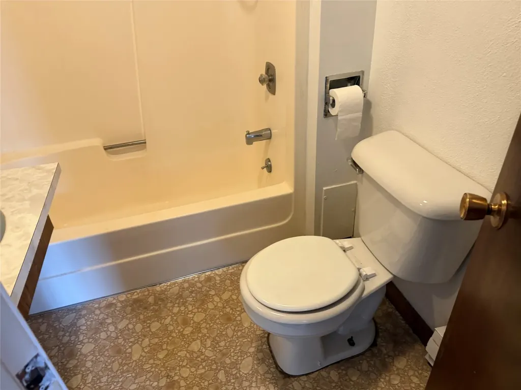 112 N Arlee Street Hot Springs MT 59845