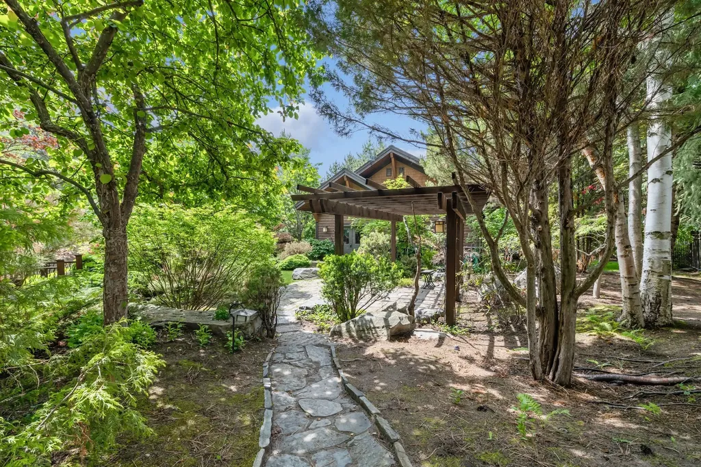 311 Eagle Bend Drive Bigfork MT 59911
