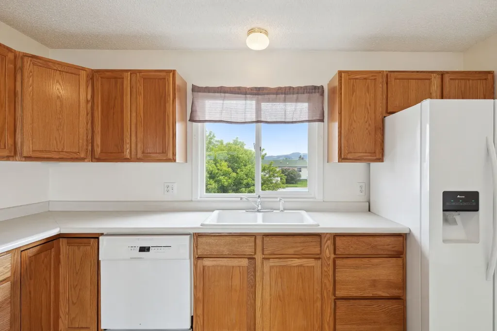706 Washington Street Deer Lodge MT 59722
