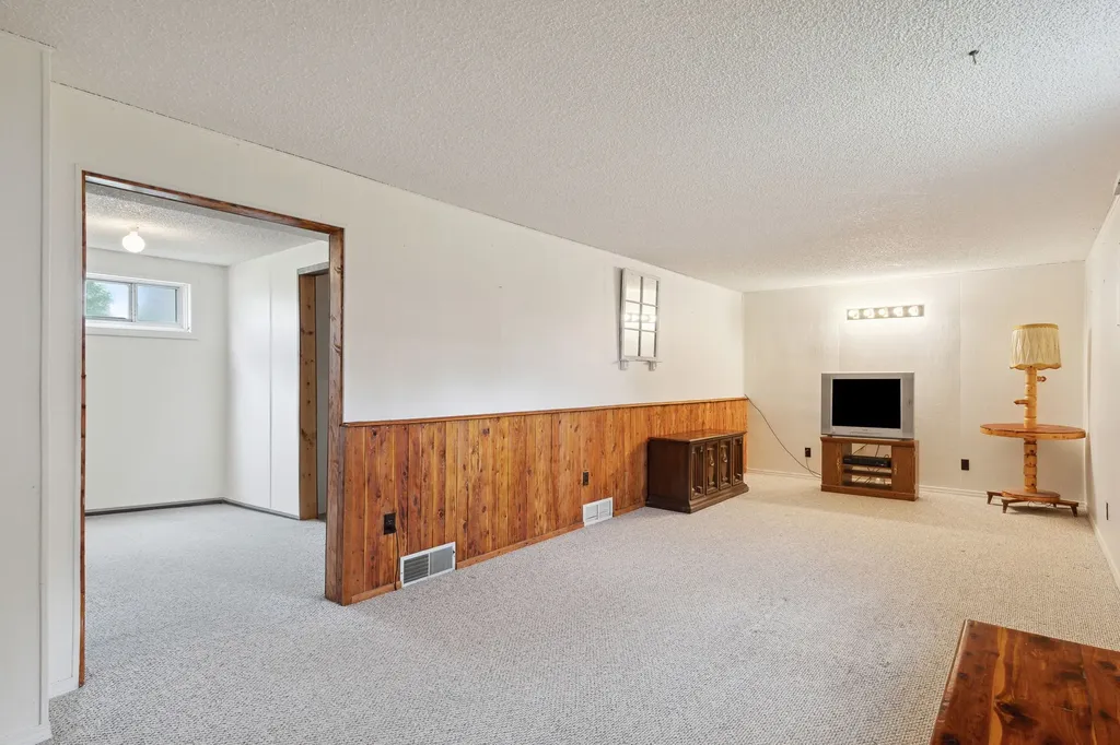 706 Washington Street Deer Lodge MT 59722