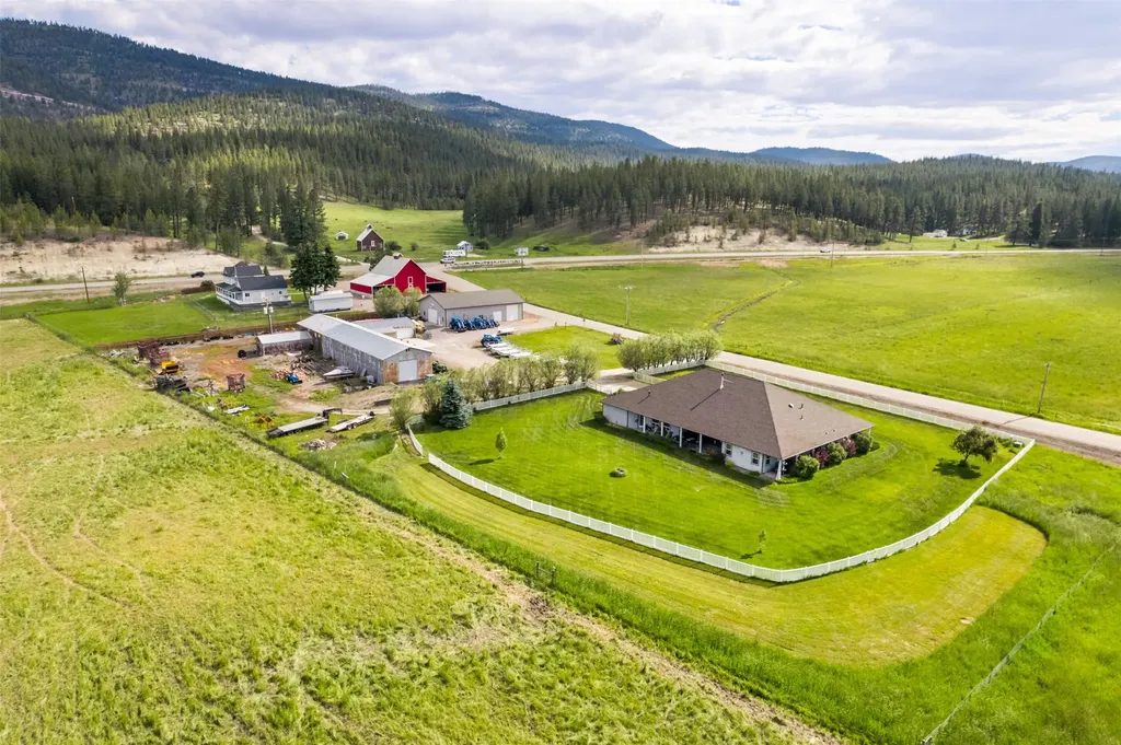 124 Morrison Lane Bonner MT 59823