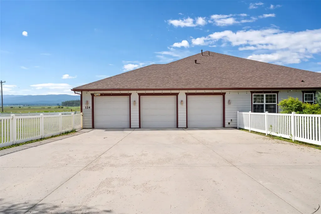 124 Morrison Lane Bonner MT 59823
