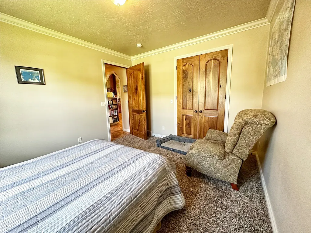 124 Morrison Lane Bonner MT 59823