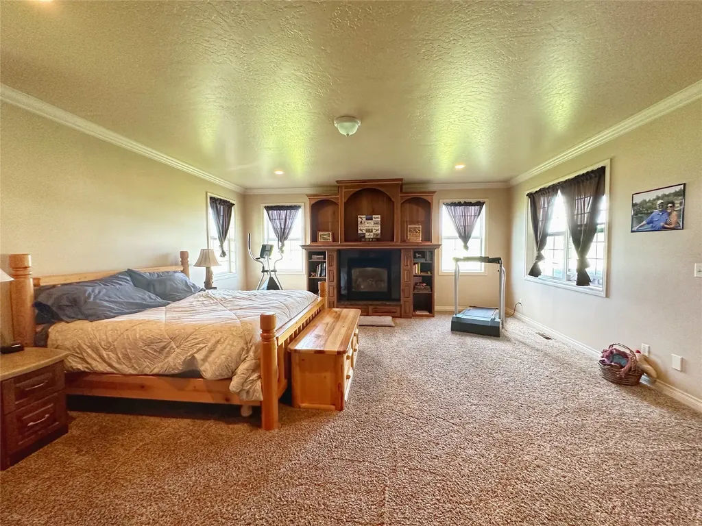 124 Morrison Lane Bonner MT 59823