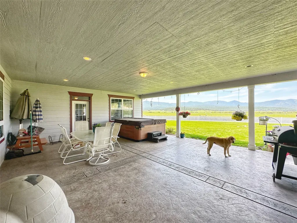 124 Morrison Lane Bonner MT 59823