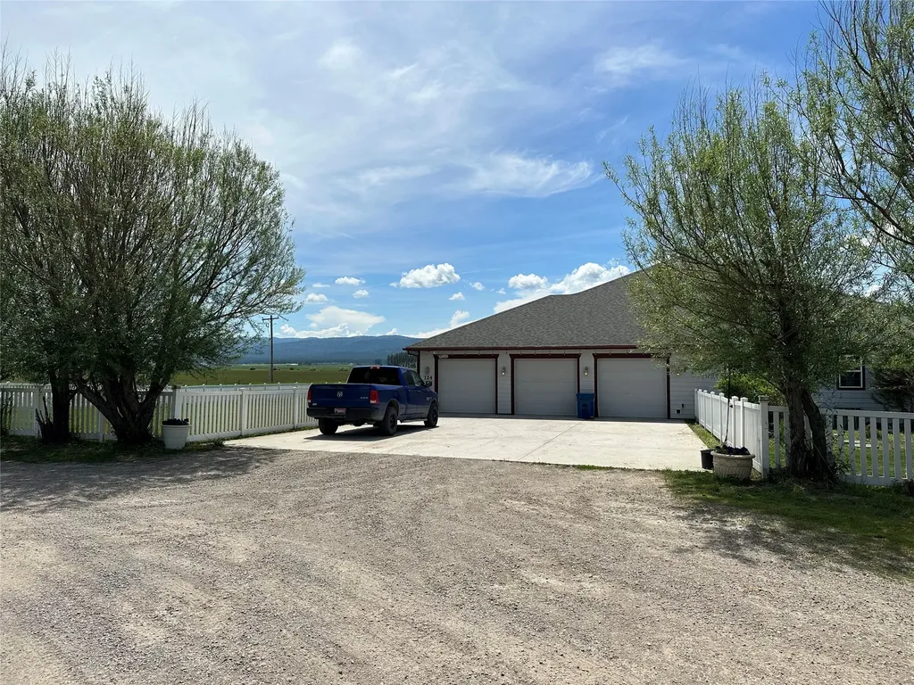 124 Morrison Lane Bonner MT 59823