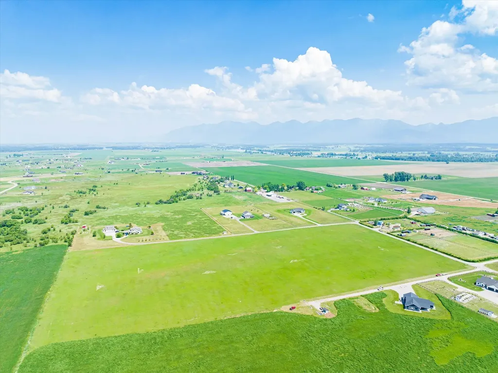 3828 Lower Valley Road Kalispell MT 59901
