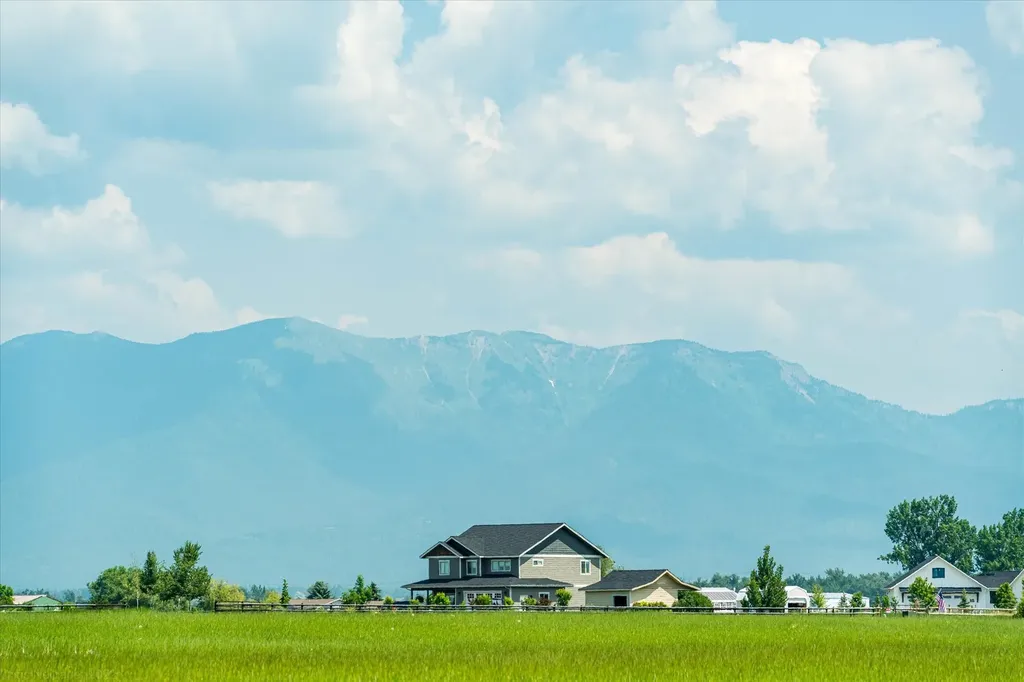 3828 Lower Valley Road Kalispell MT 59901