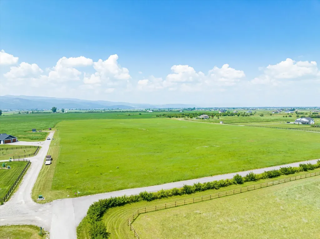3828 Lower Valley Road Kalispell MT 59901