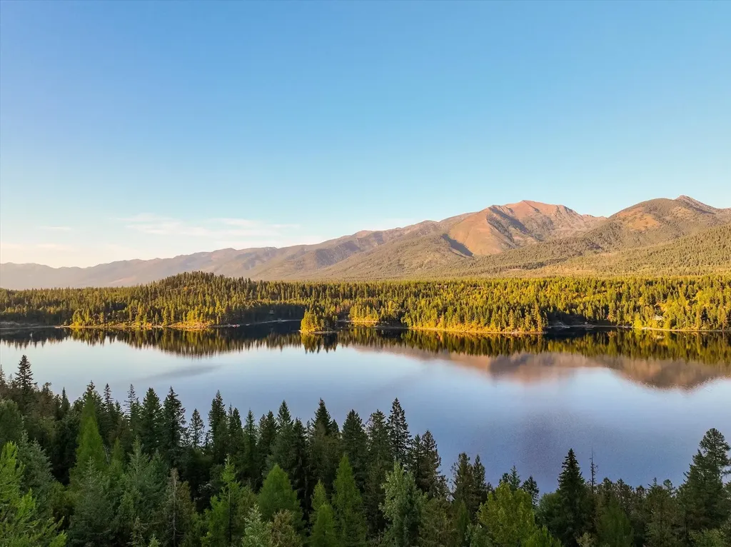 Nhn W Swan Shores Road Bigfork MT 59911