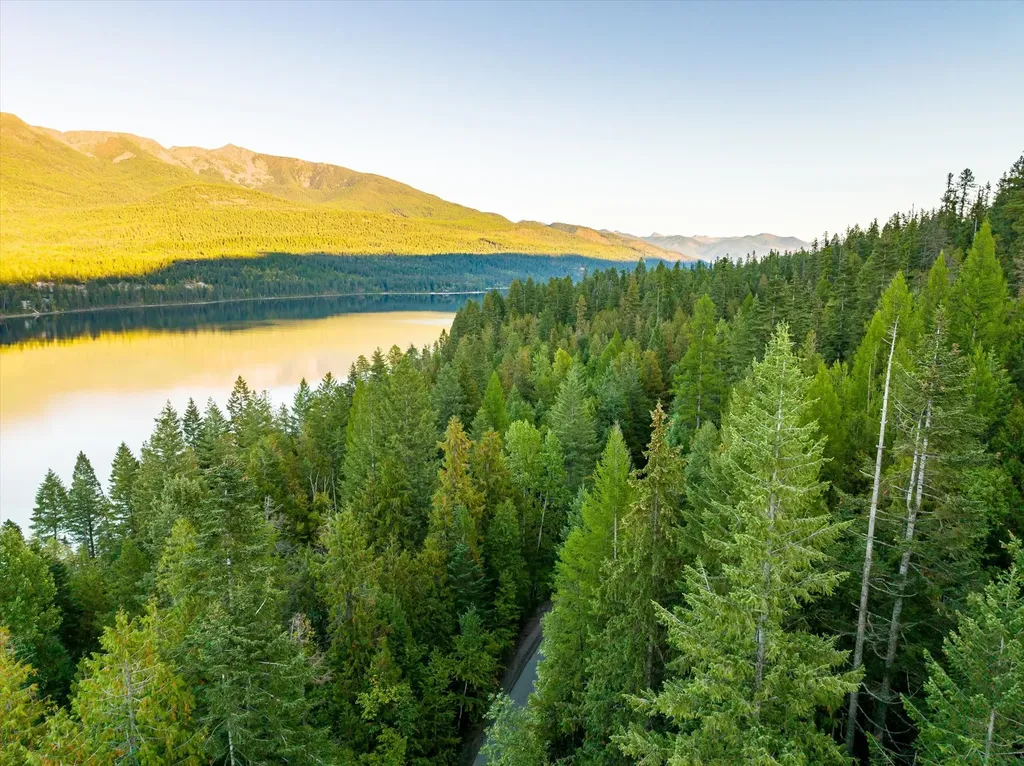 Nhn W Swan Shores Road Bigfork MT 59911
