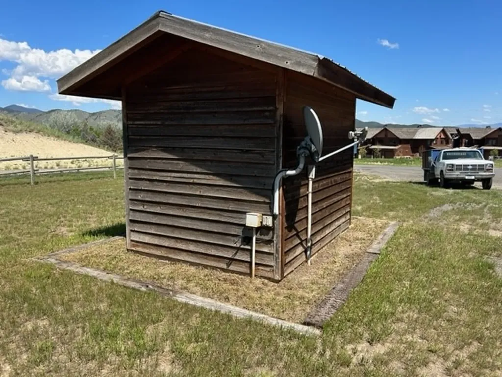 5330 York Road Helena MT 59602