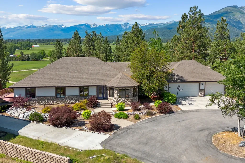 122 Indian Prairie Loop Stevensville MT 59870