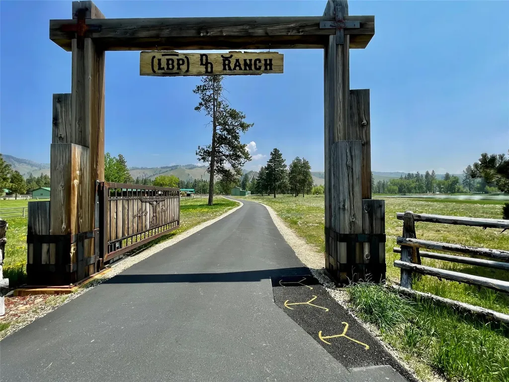 3054 Old Darby Road Darby MT 59829