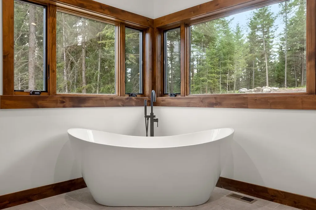 1242 Falling Leaf Court Whitefish MT 59937