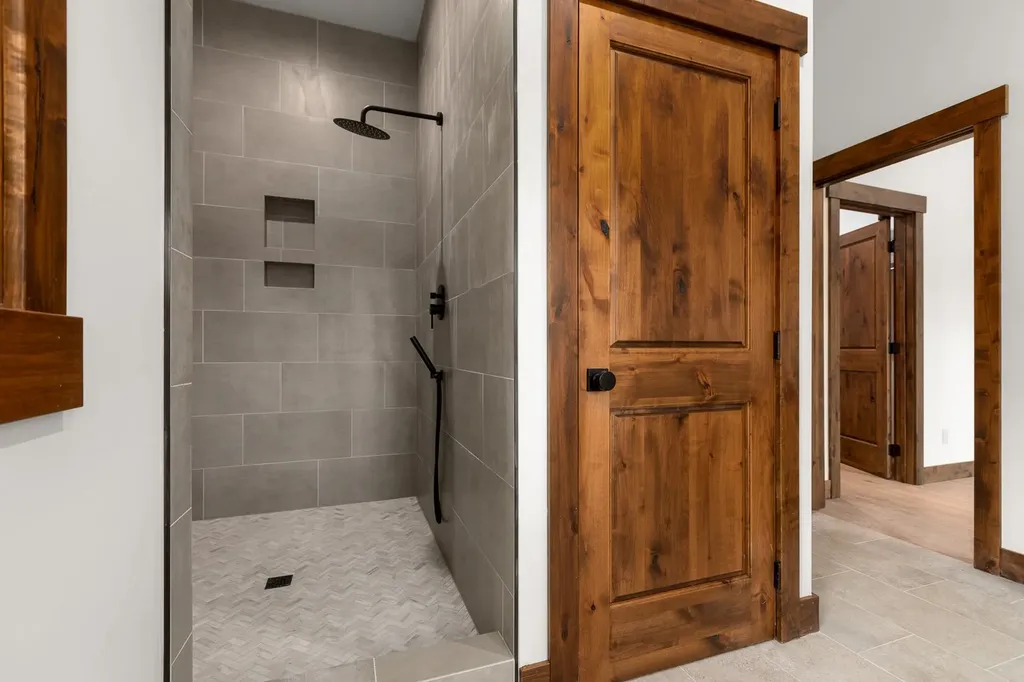 1242 Falling Leaf Court Whitefish MT 59937